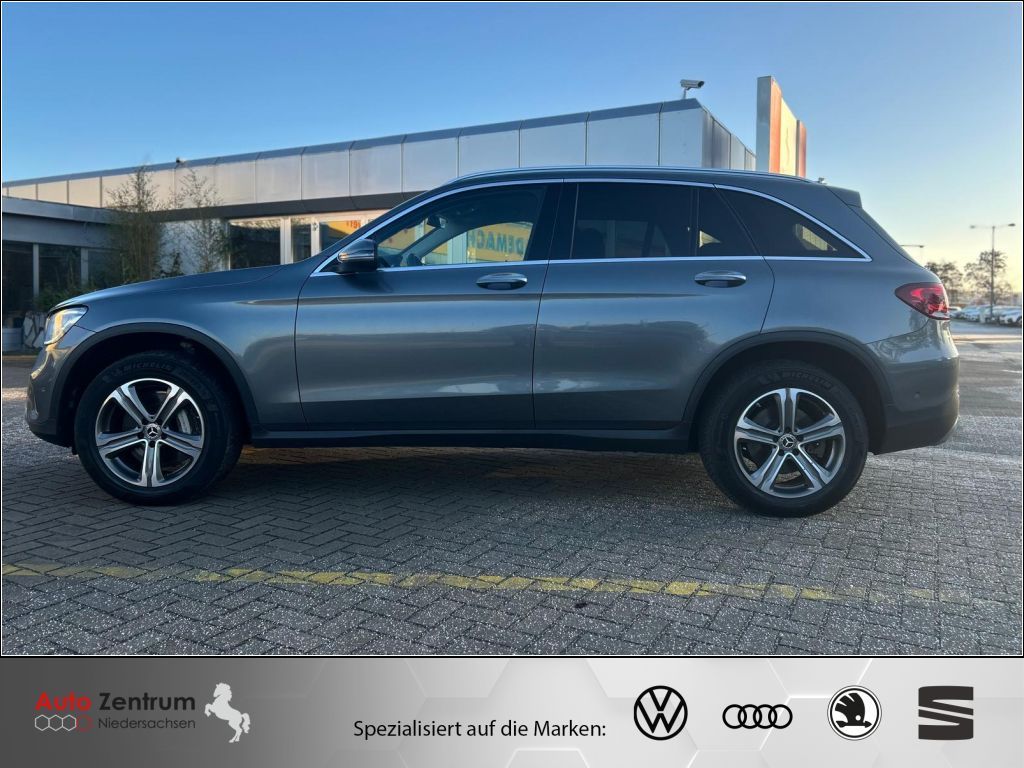 Mercedes-Benz GLC 300 2022