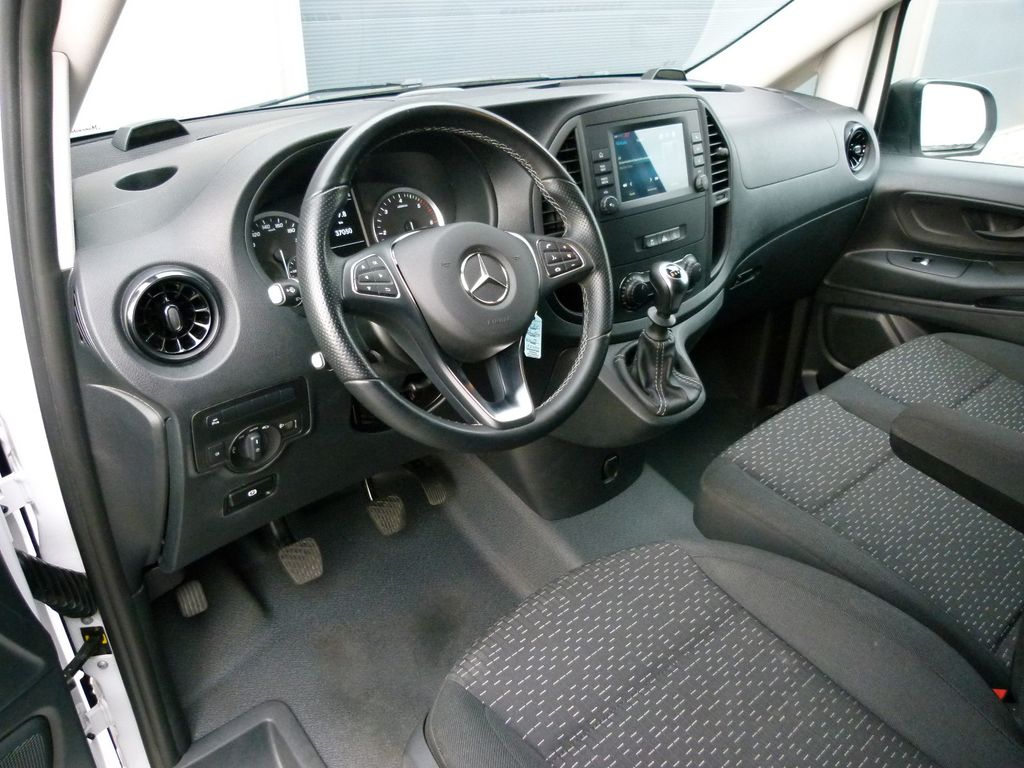 Mercedes-Benz Vito 2023