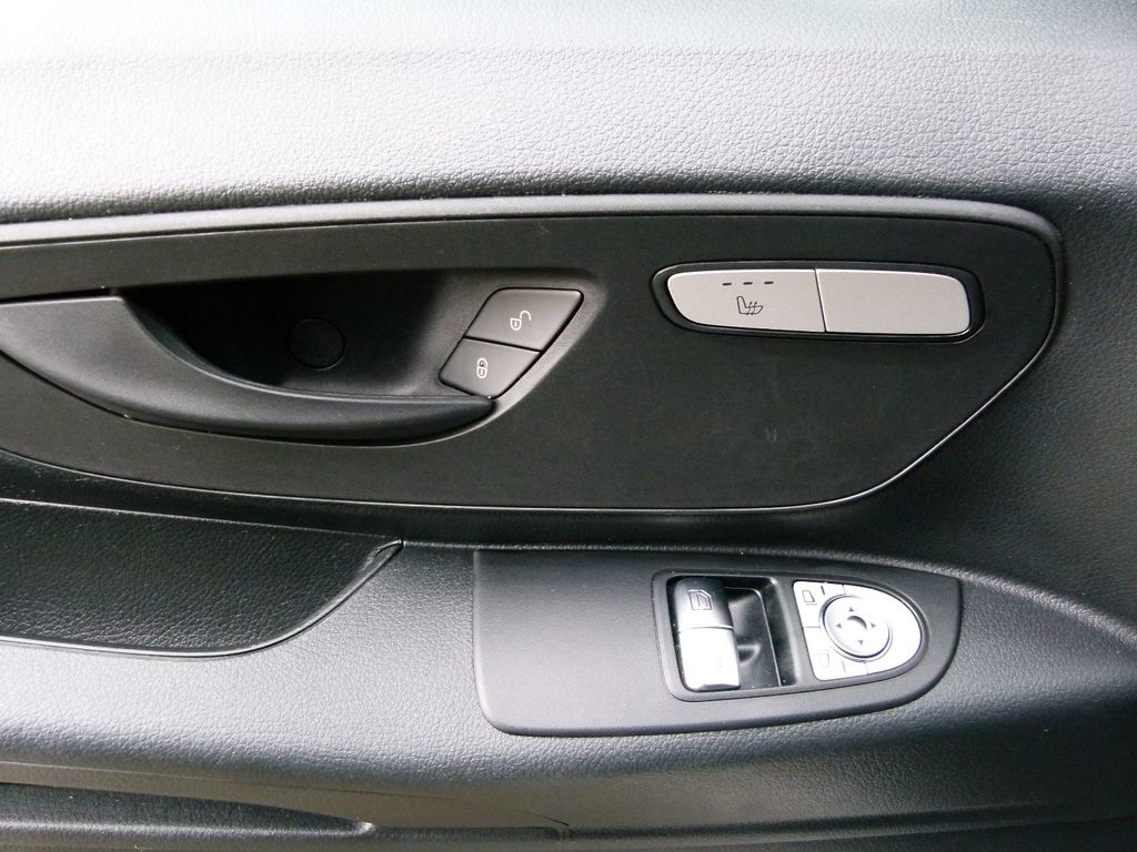 Mercedes-Benz Vito 2023