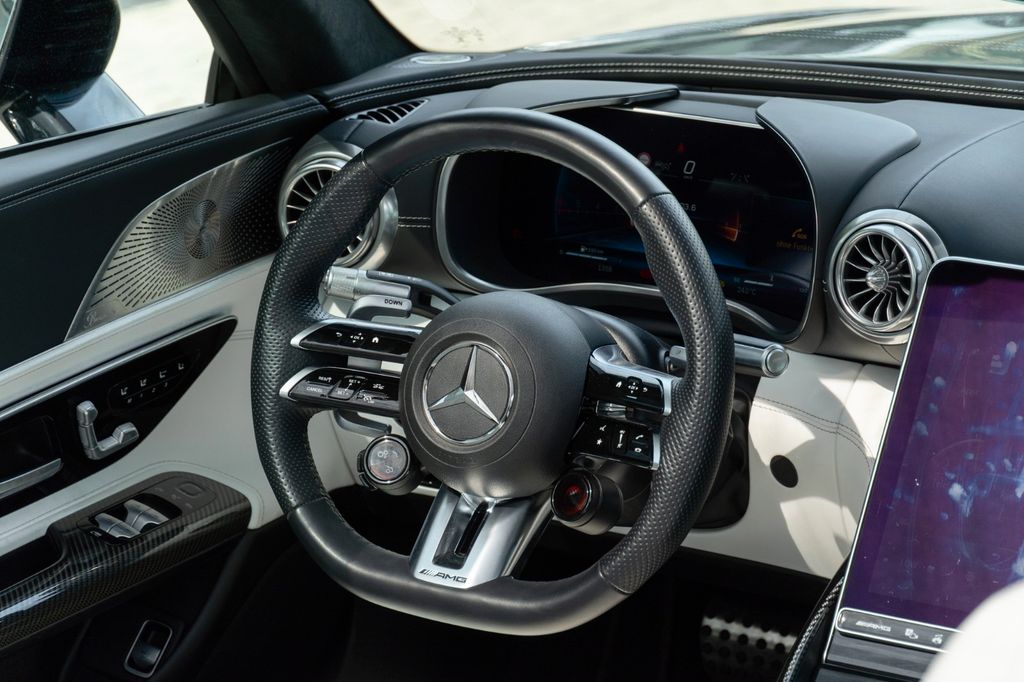 Mercedes-Benz SL 63 AMG 2023