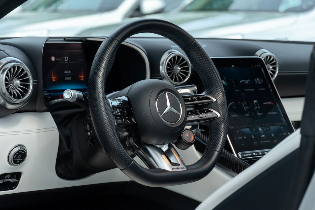 Mercedes-Benz SL 63 AMG 2023