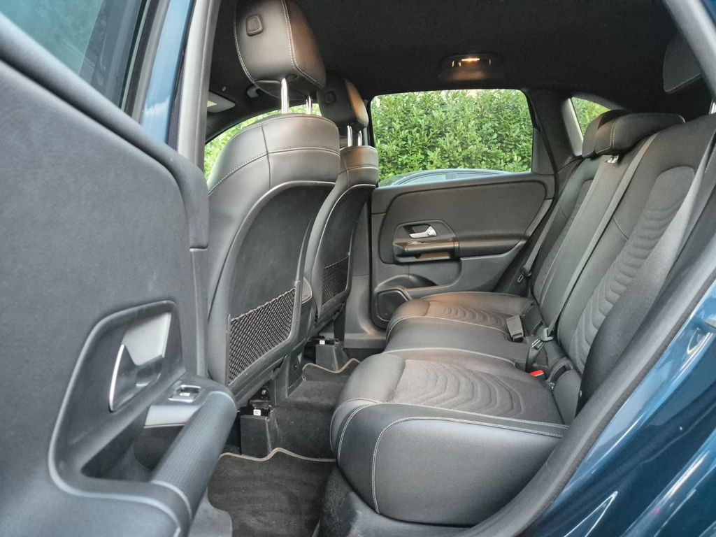 Mercedes-Benz B 250 2021