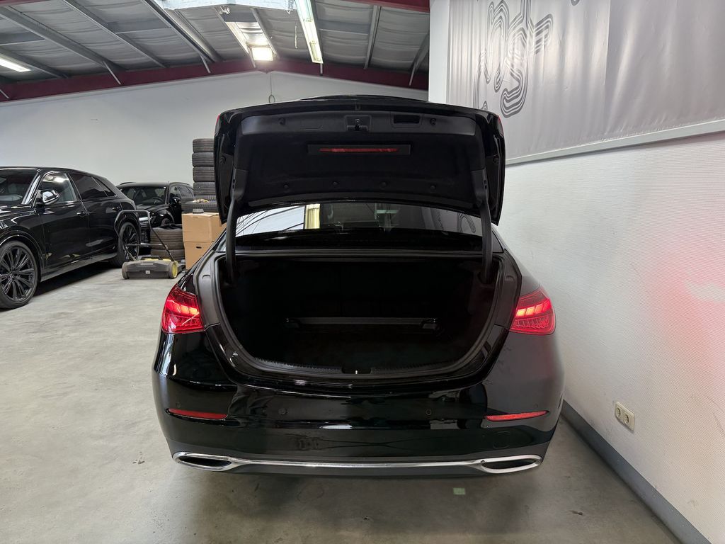 Mercedes-Benz C 200 2024