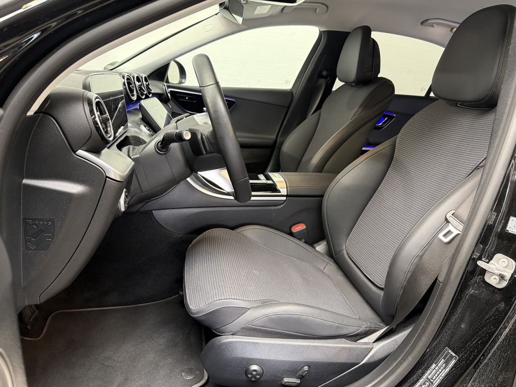 Mercedes-Benz C 200 2024