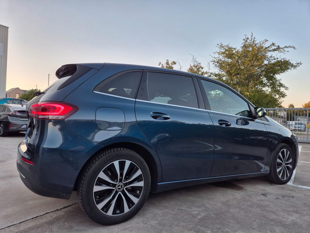 Mercedes-Benz B 250 2021