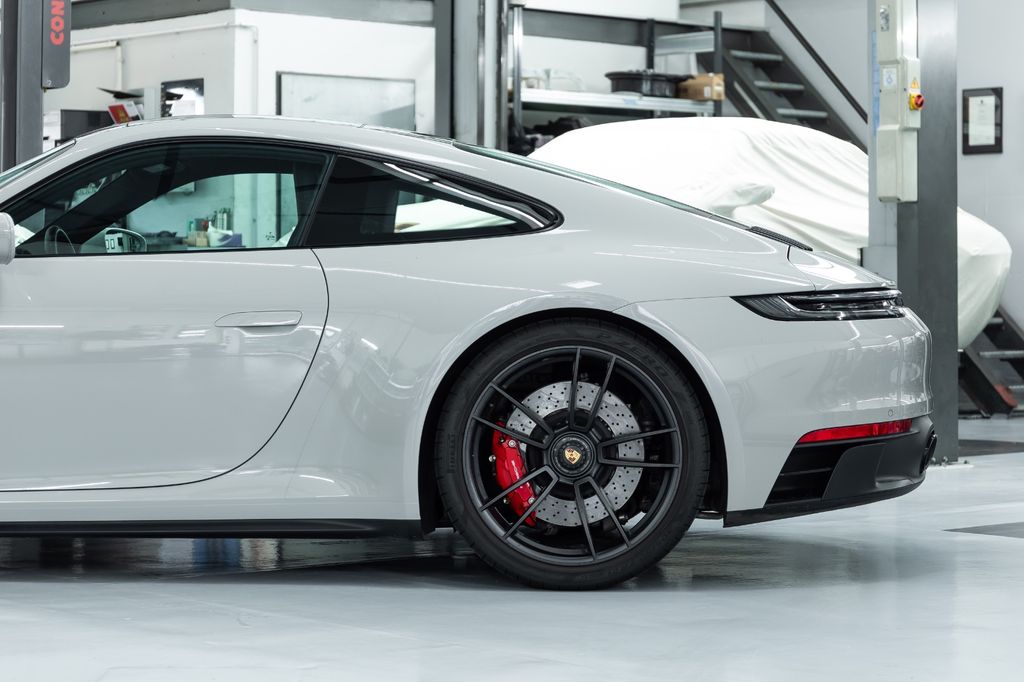Porsche 992 2022
