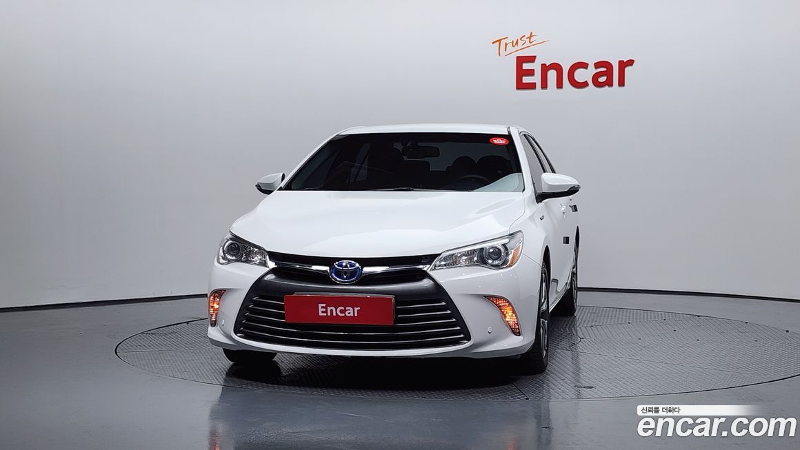 Toyota Camry 2016