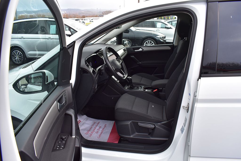 Volkswagen Touran 2023