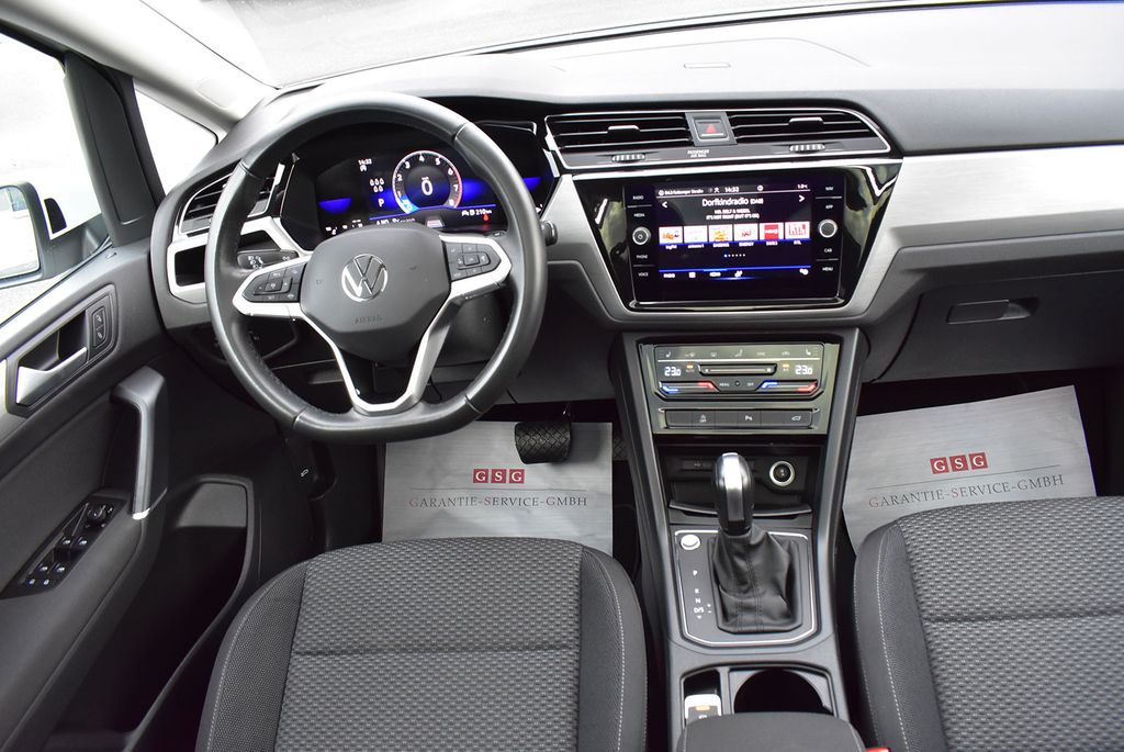 Volkswagen Touran 2023