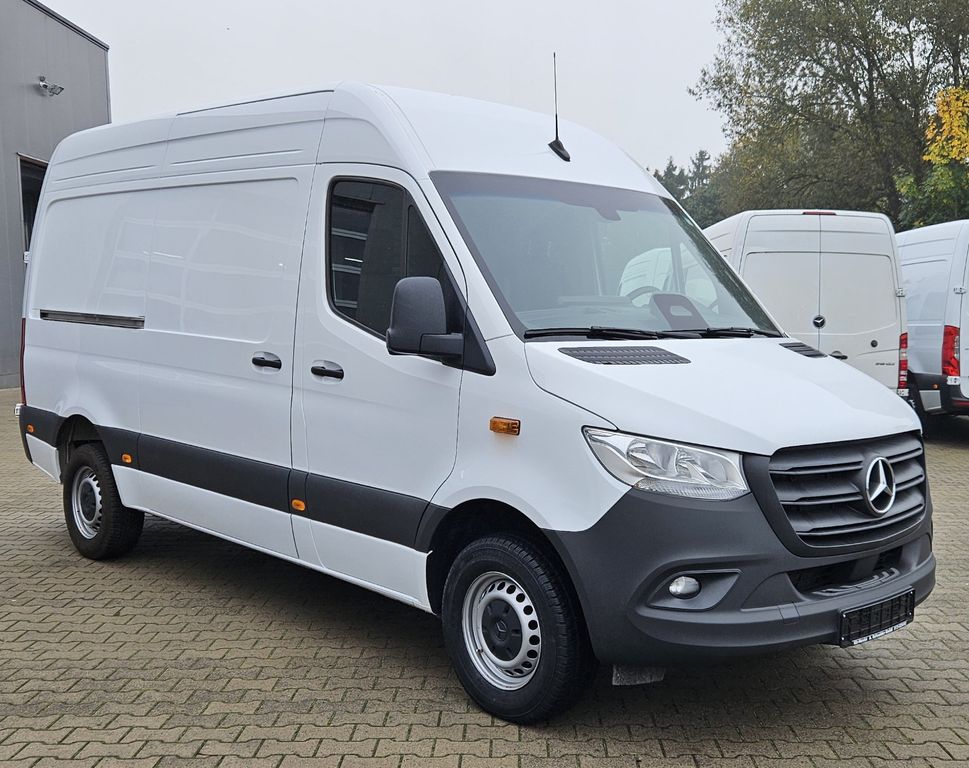Mercedes-Benz Sprinter 2024