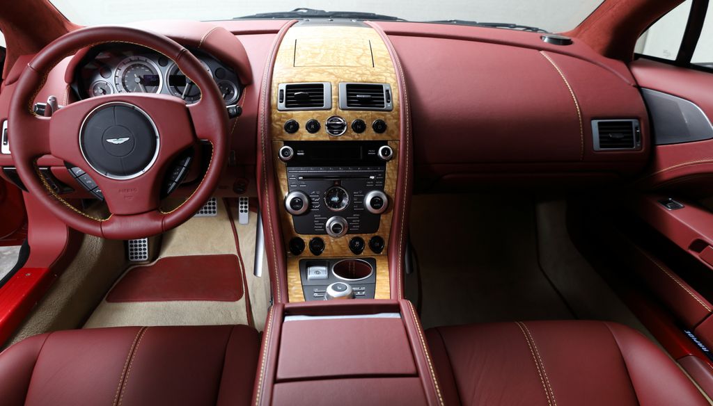 Aston Martin Rapide 2010