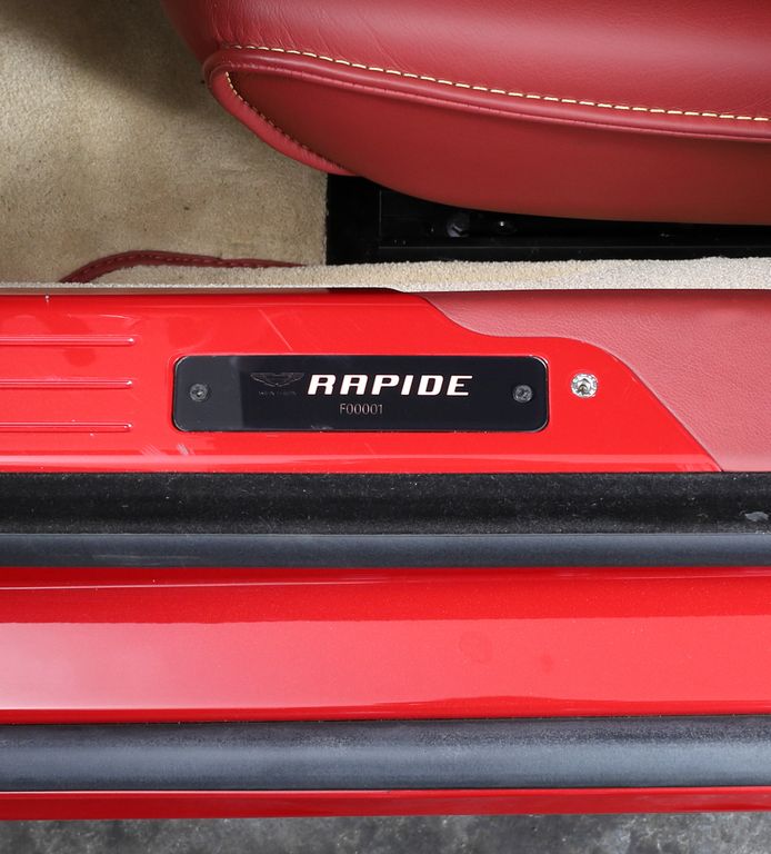 Aston Martin Rapide 2010