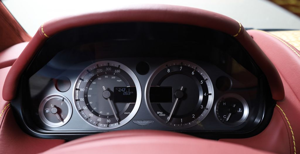 Aston Martin Rapide 2010