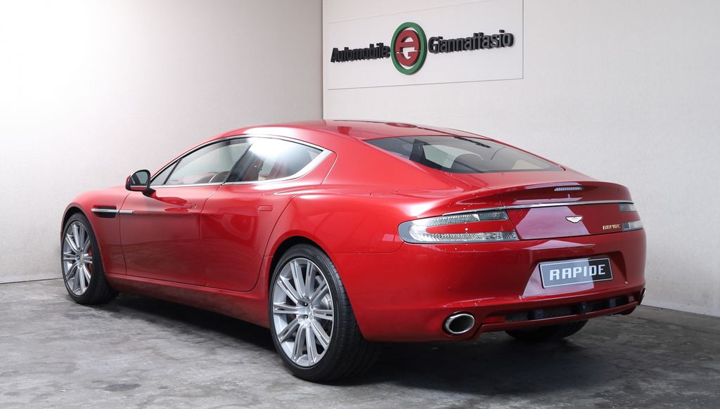 Aston Martin Rapide 2010