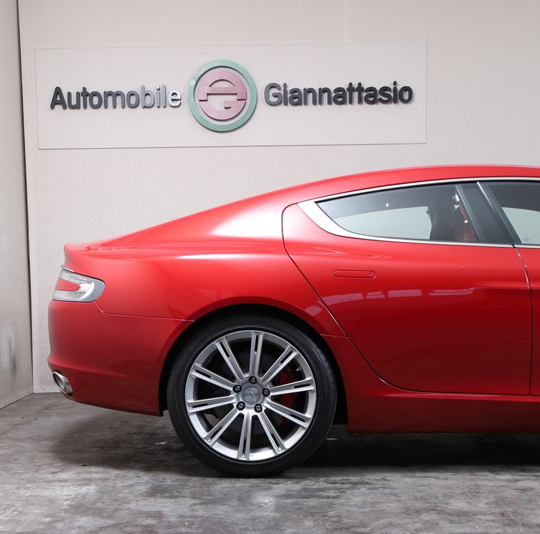 Aston Martin Rapide 2010