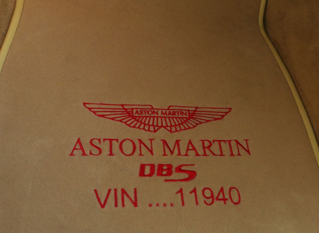 Aston Martin DBS 2010