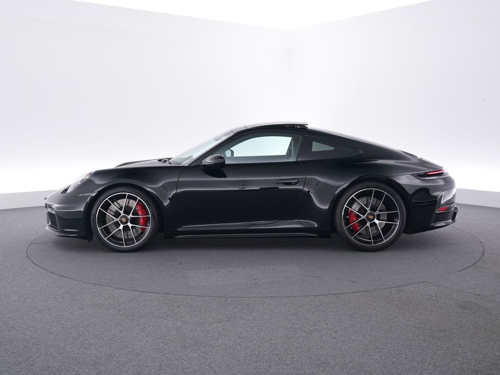 Porsche 992 2025