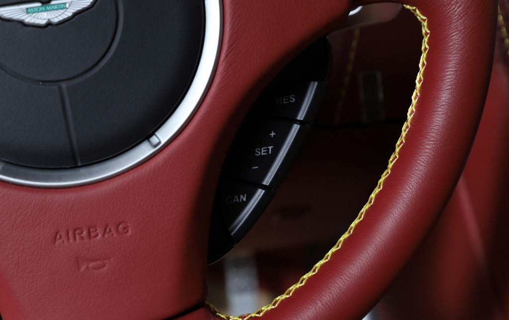 Aston Martin Rapide 2010