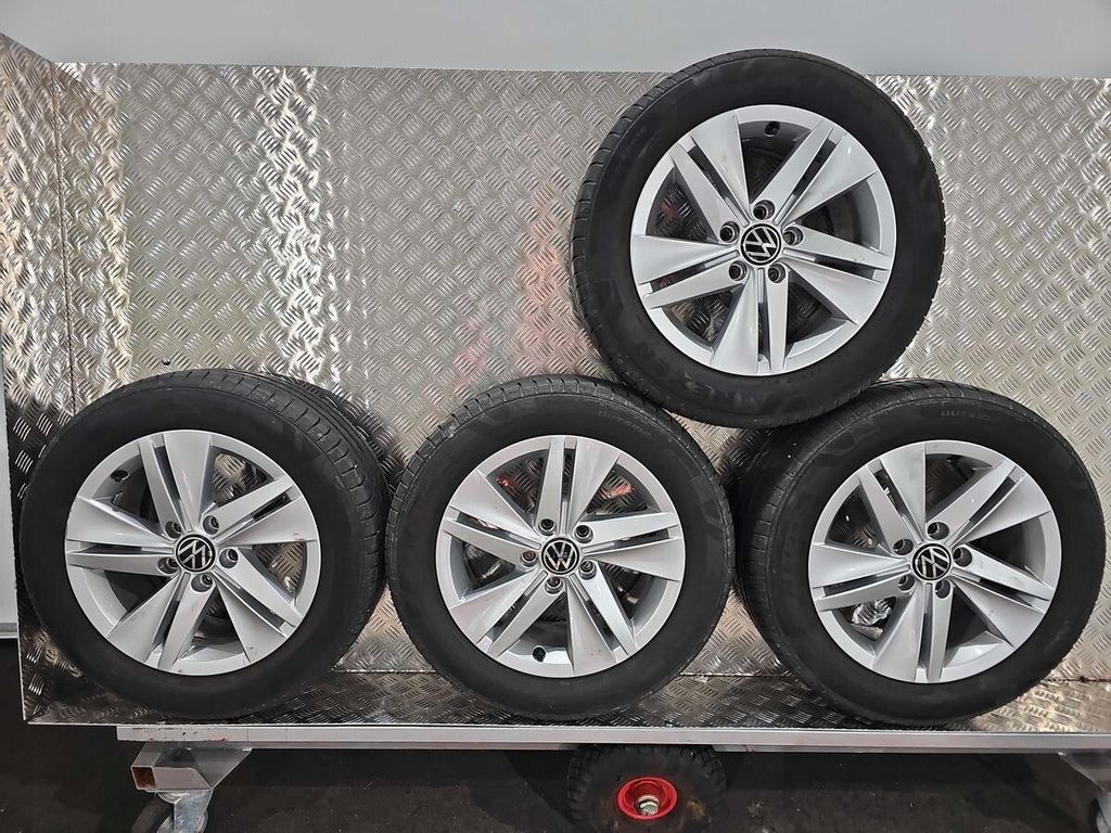 Volkswagen Golf 2022