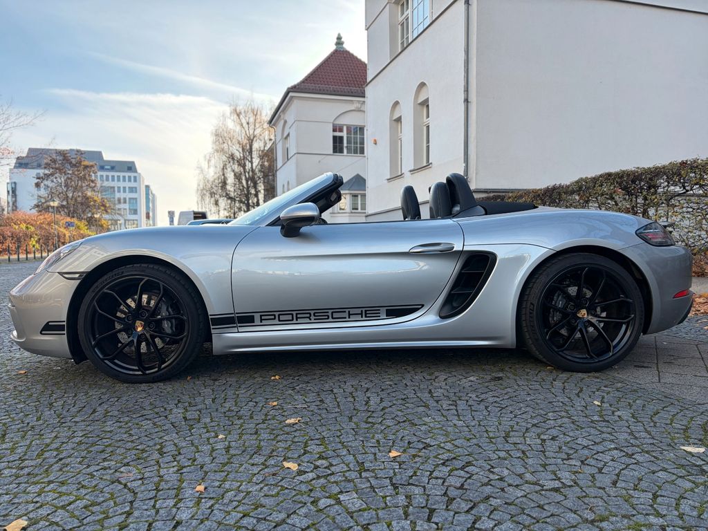 Porsche Boxster 2023