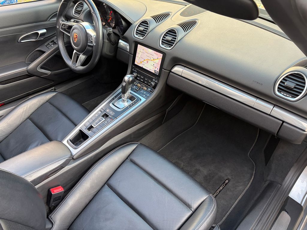 Porsche Boxster 2023