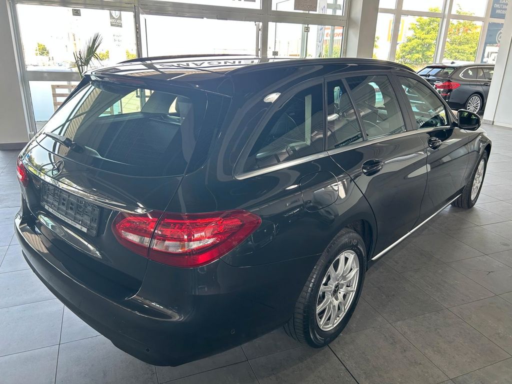 Mercedes-Benz C 200 2021