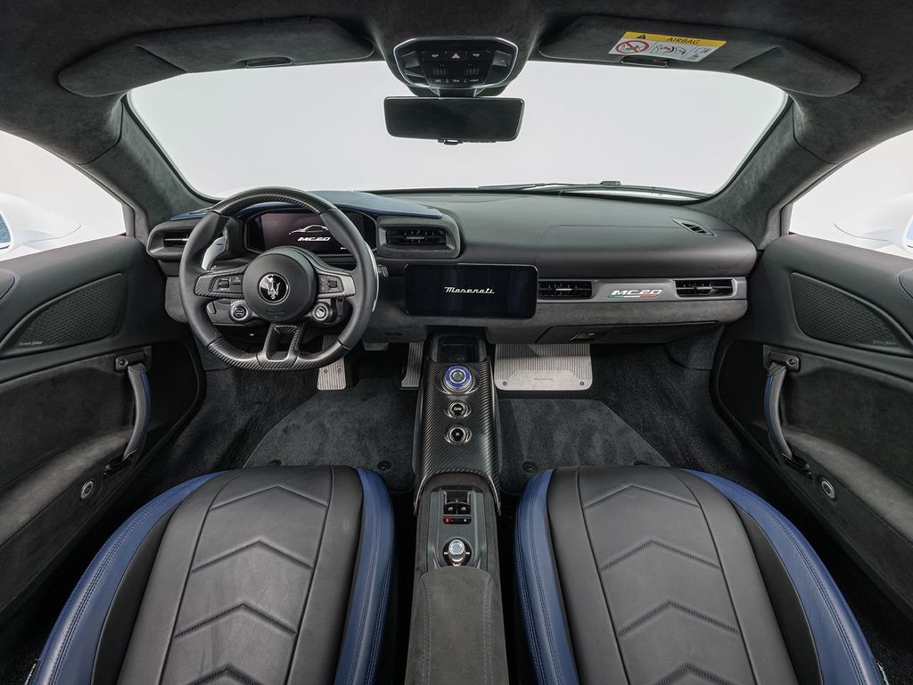 Maserati MC20 2021