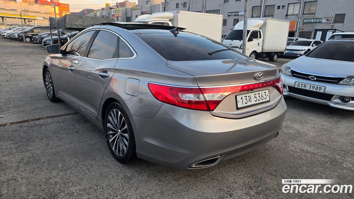 Hyundai Grandeur 2014