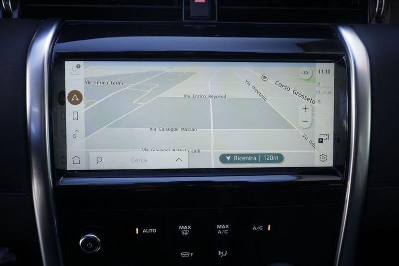 Land Rover Discovery Sport 2021