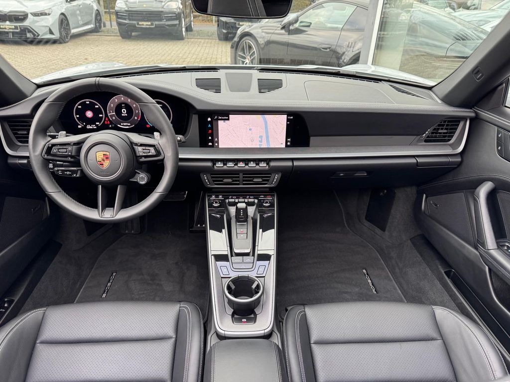 Porsche 992 2025