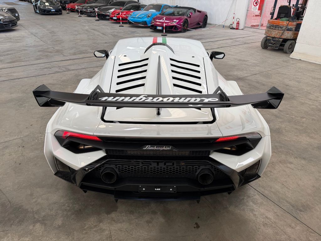 Lamborghini Huracán 2022