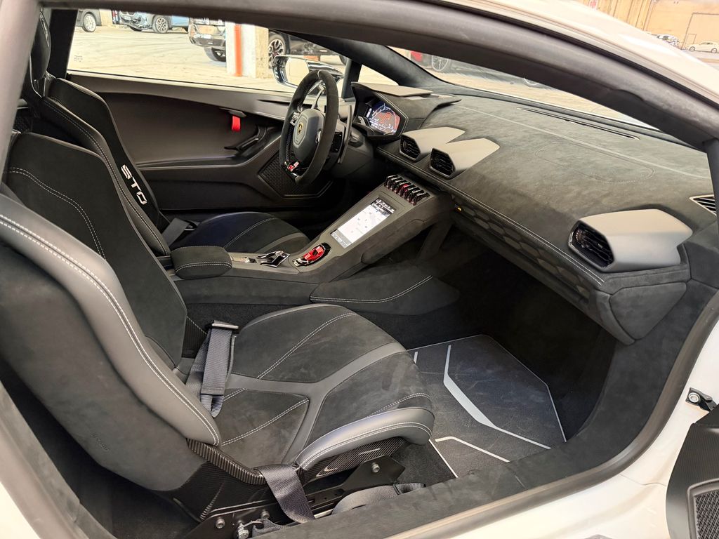 Lamborghini Huracán 2022