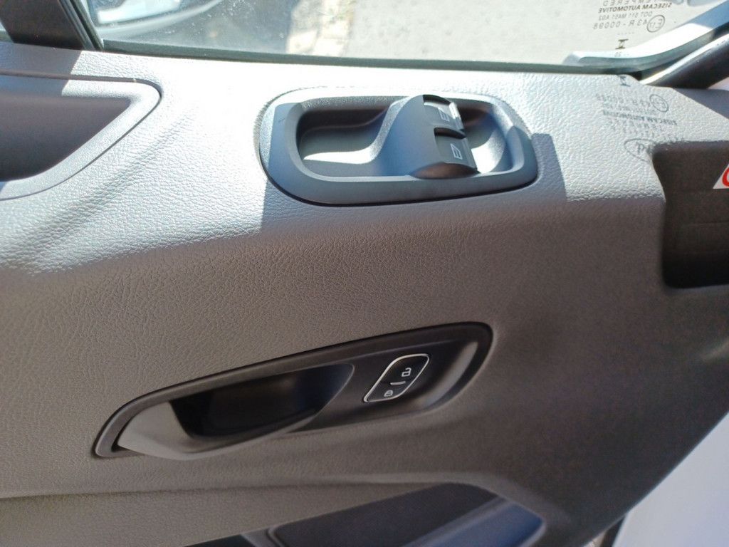 Ford Transit 2025