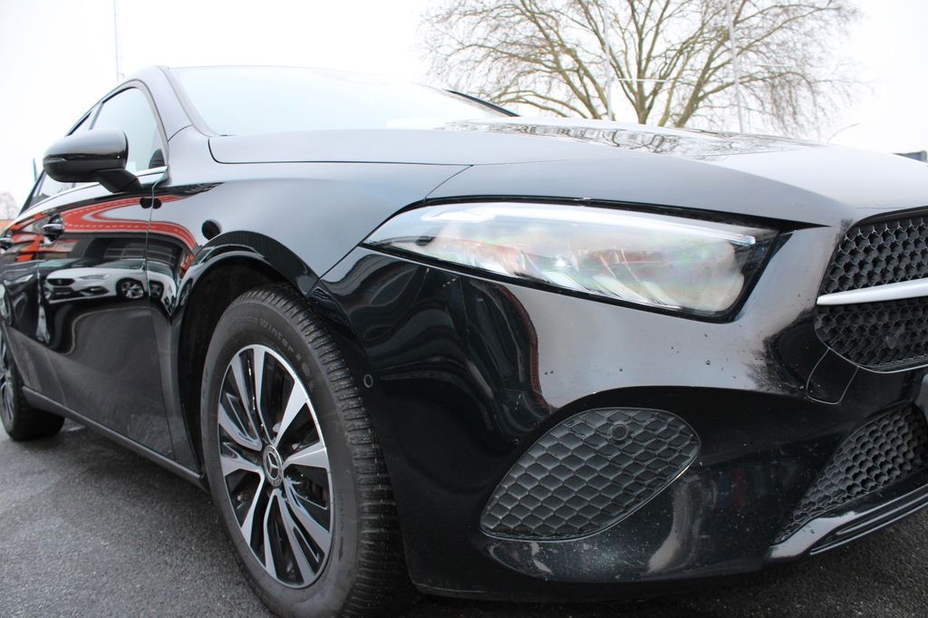 Mercedes-Benz A 180 2023