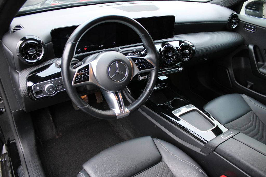 Mercedes-Benz A 180 2023