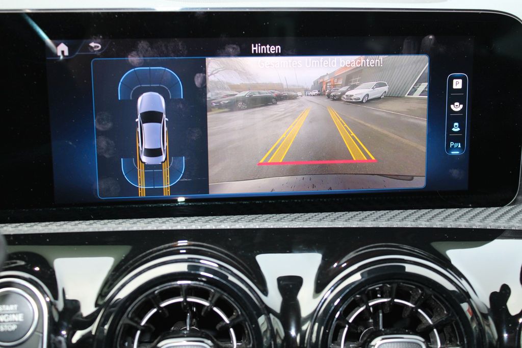 Mercedes-Benz A 180 2023