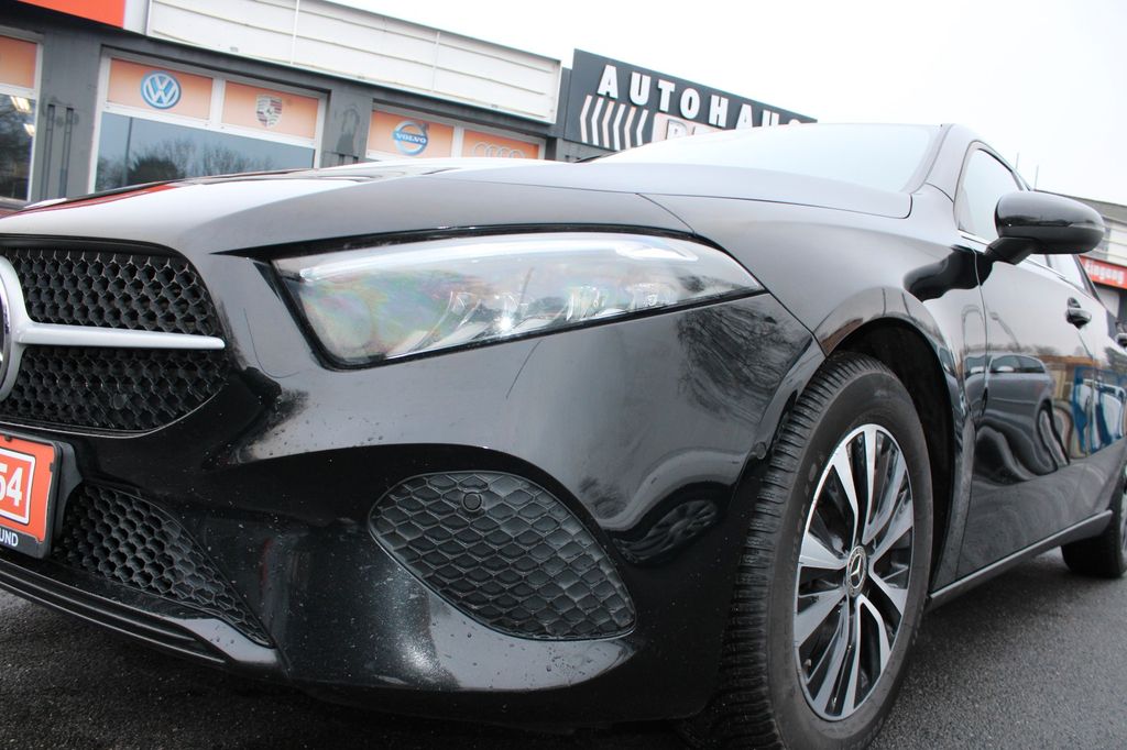 Mercedes-Benz A 180 2023