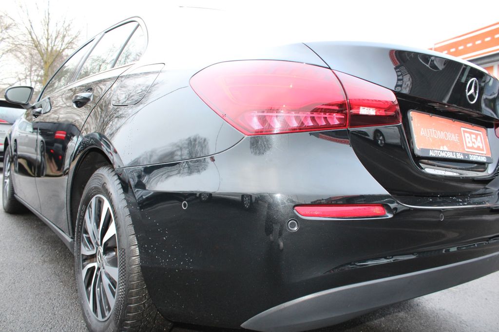 Mercedes-Benz A 180 2023