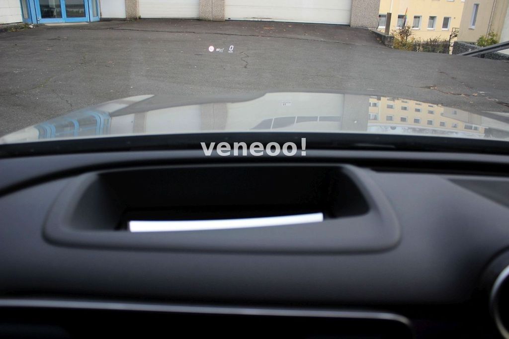 Mercedes-Benz GLC 300 2023