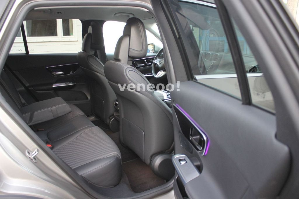 Mercedes-Benz GLC 300 2023