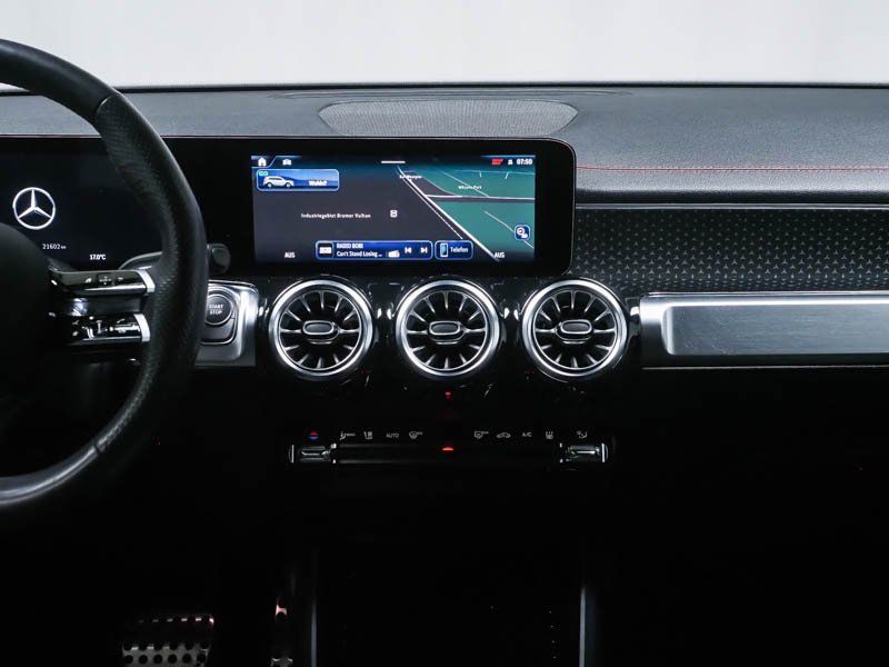 Mercedes-Benz EQB 2024