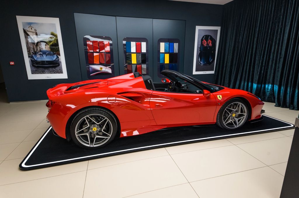 Ferrari F8 2020