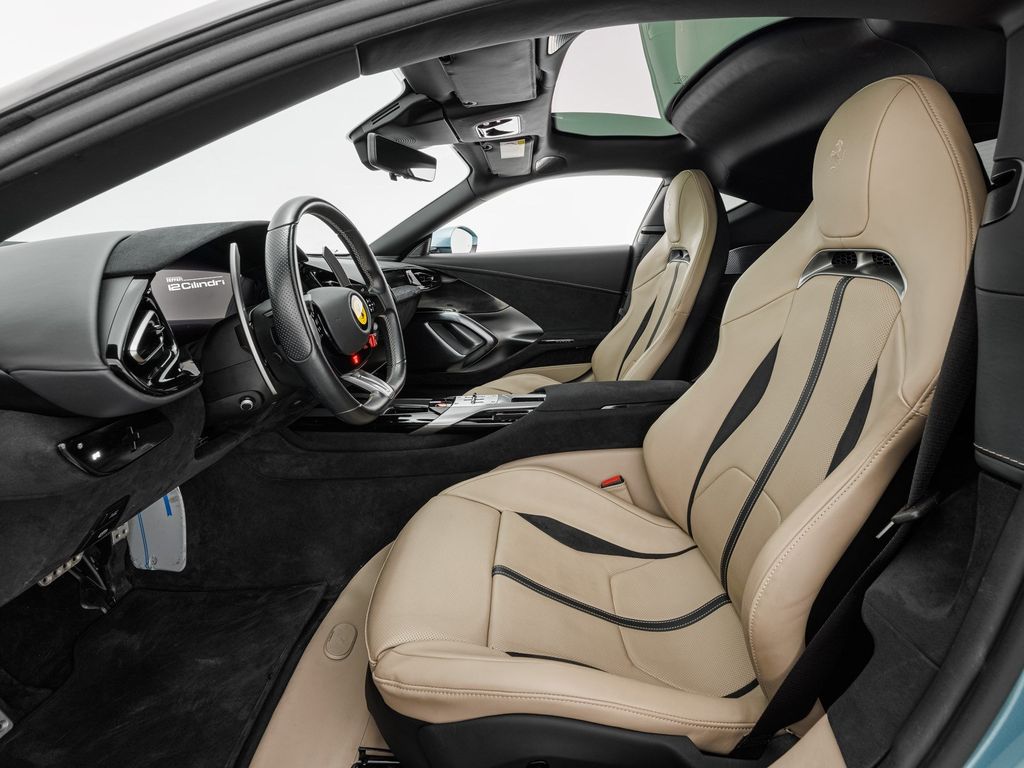 Ferrari 12Cilindri 2024