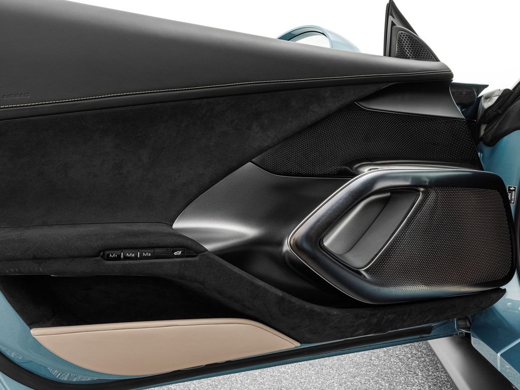 Ferrari 12Cilindri 2024