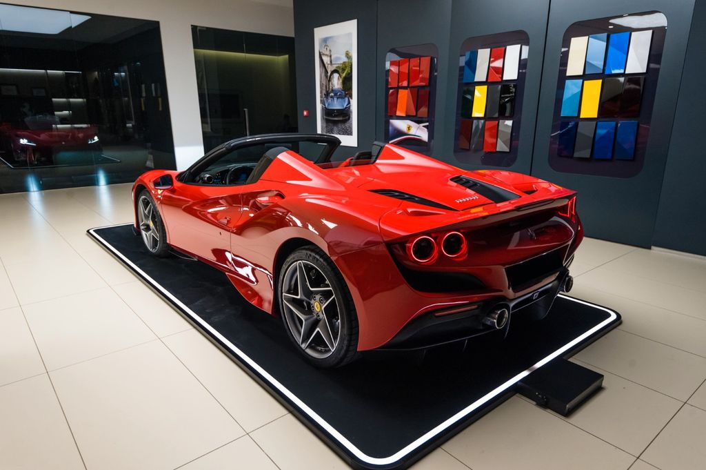 Ferrari F8 2020