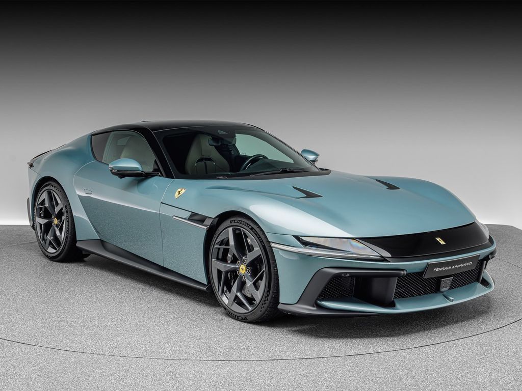 Ferrari 12Cilindri 2024