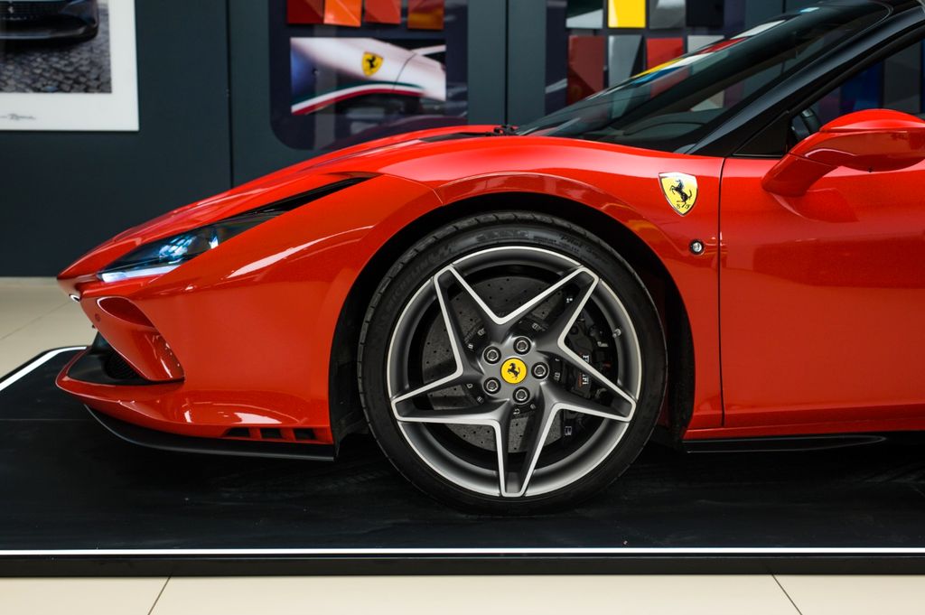 Ferrari F8 2020
