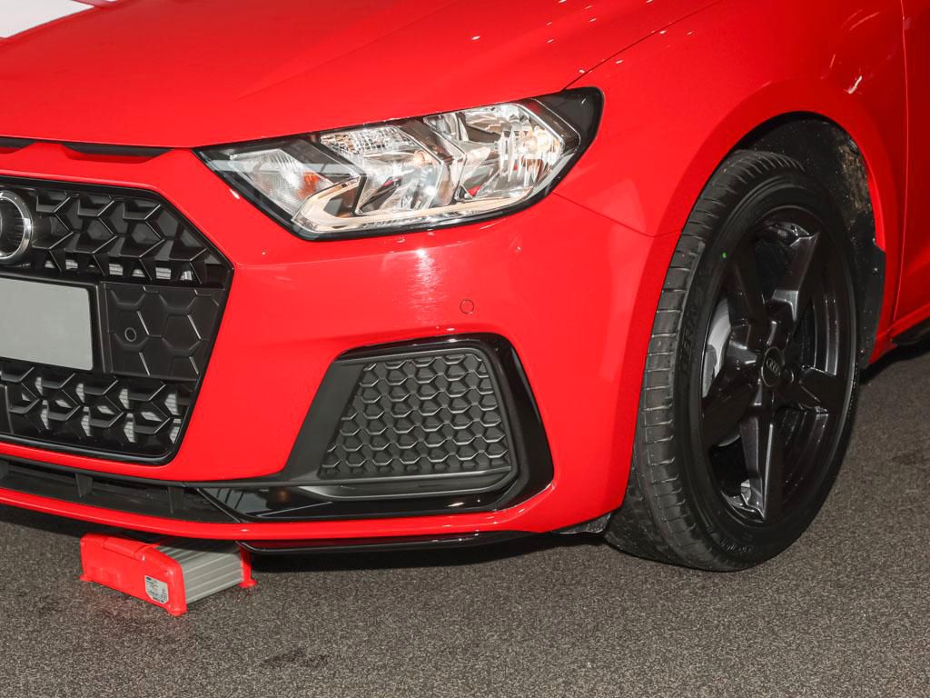 Audi A1 2025