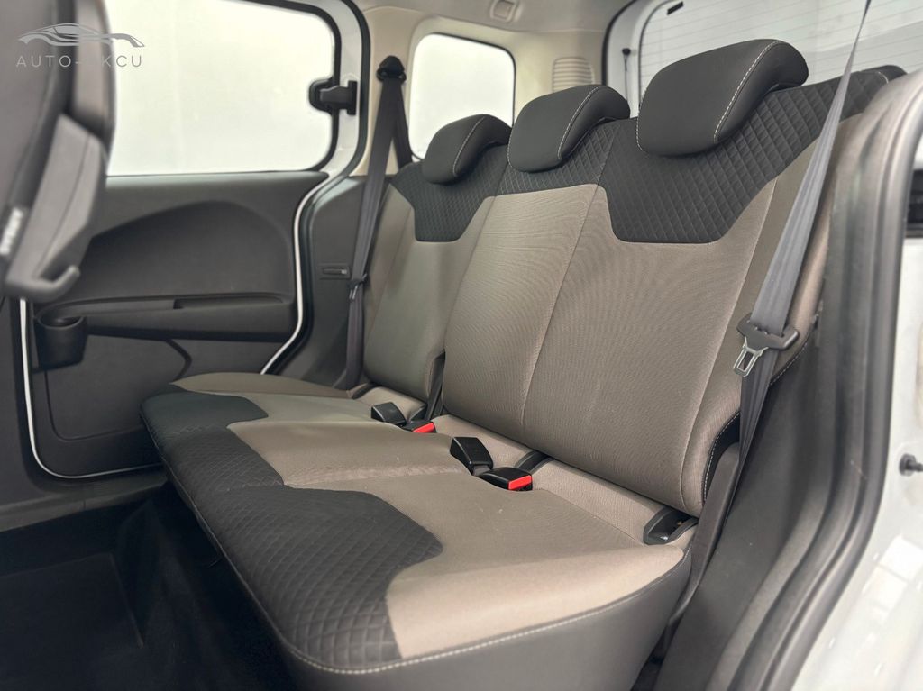 Ford Tourneo Courier 2019