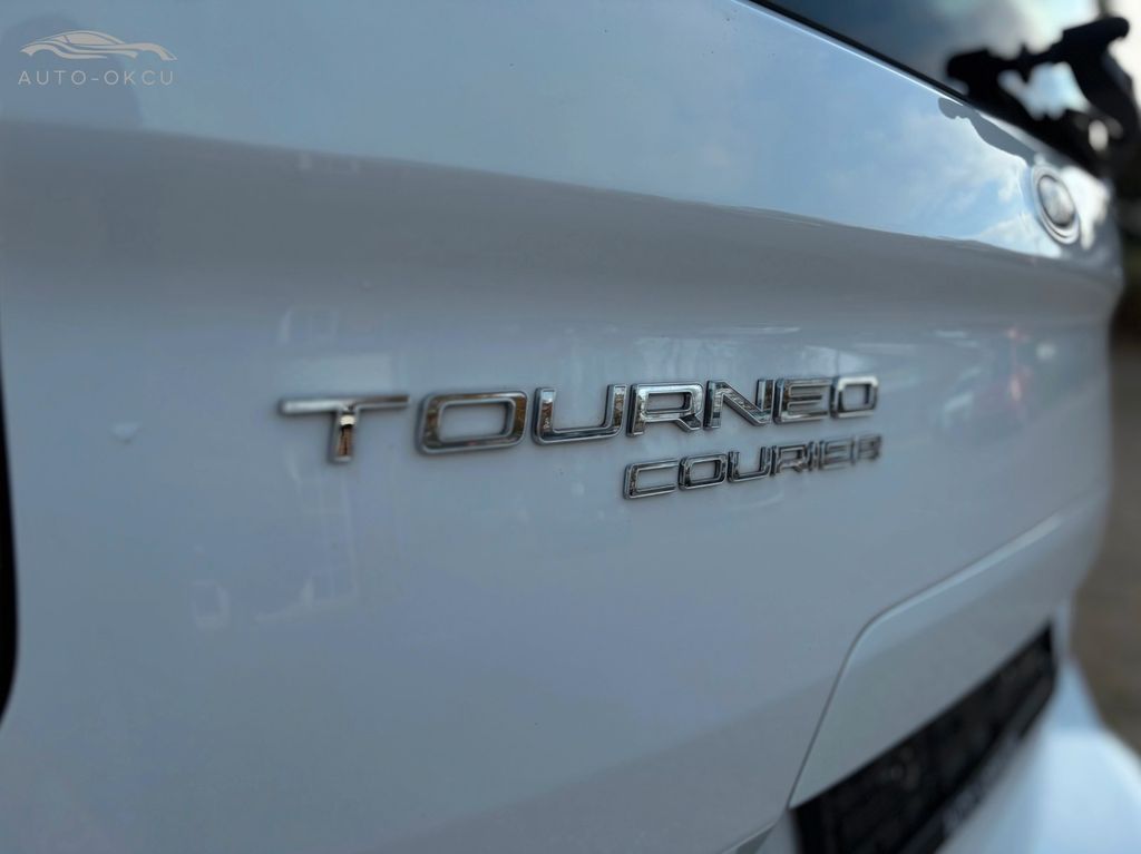 Ford Tourneo Courier 2019